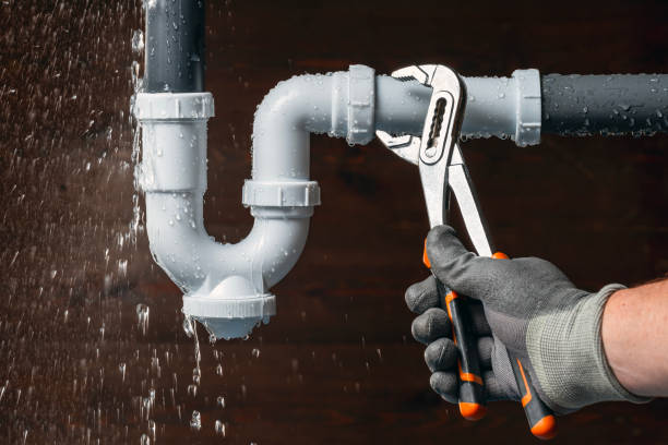 Professional Drain Cleaning technician working in Bowdon, GA
